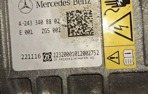 Mercedes-Benz EQA Electric car motor A2433408802 221116 001GS02
