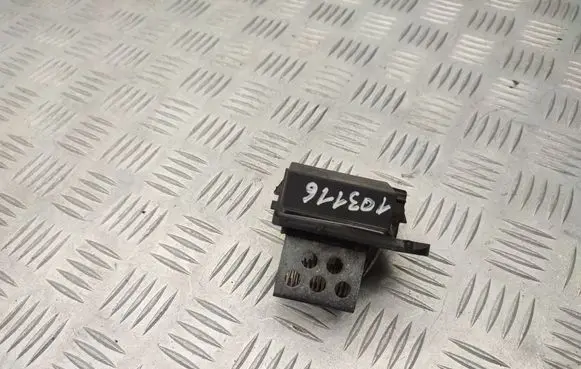 Peugeot Rifter Coolant fan relay 9673999980