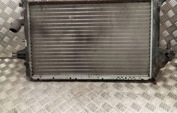 Opel Astra G Coolant radiator