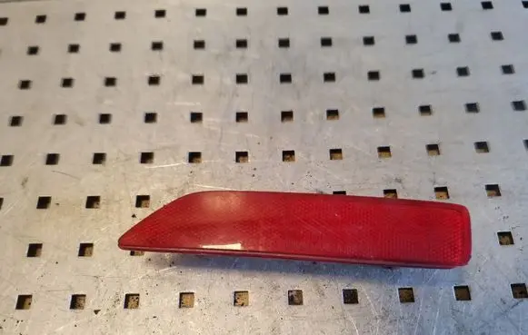 Honda CR-V Rear tail light reflector