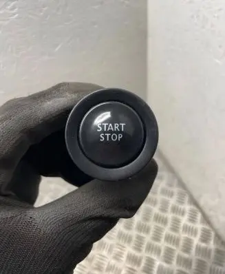 Renault Scenic III - Grand scenic III Engine start stop button switch 1019184