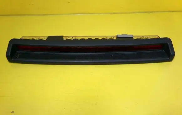 Audi A4 S4 B6 8E 8H Third/center stoplight 28427001