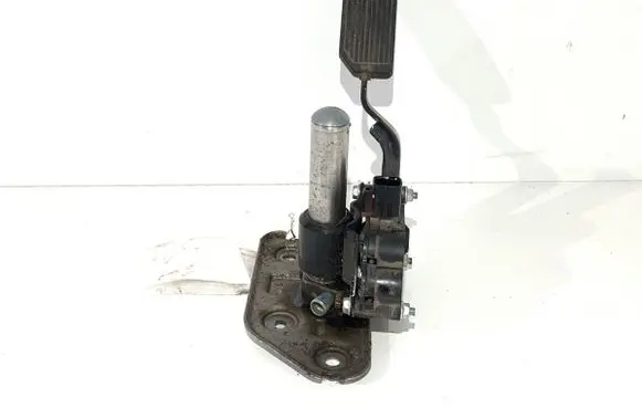 Nissan Murano Z50 Accelerator throttle pedal 18002-CA100