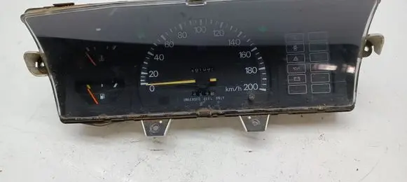 Mitsubishi Galant Speedometer (instrument cluster) MB561556 2578003680