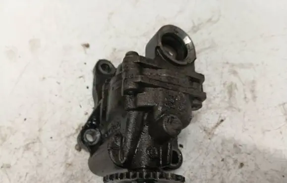 Volkswagen Cross Polo Oil pump 045115109a 045115105c
