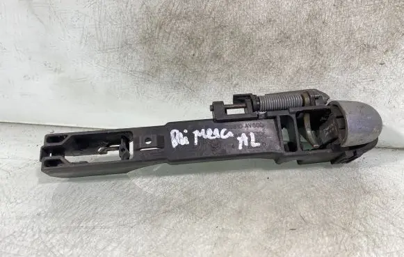 Nissan Primera Rear door exterior handle/bracket 80610av600