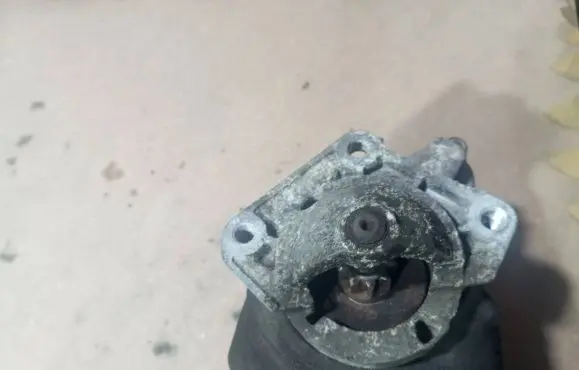 Volvo XC60 Starter motor 30782228