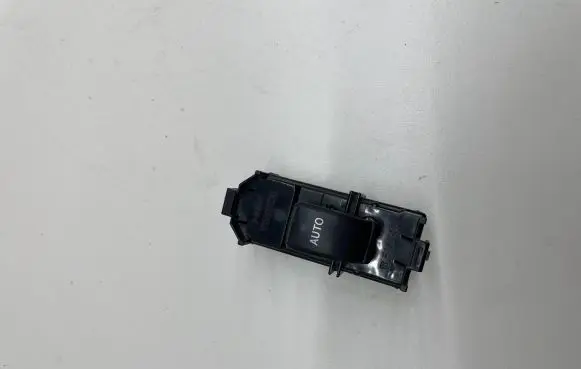 Lexus IS 220D-250-350 Electric window control switch 8403053020 514746