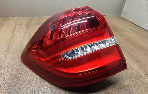 Mercedes-Benz GLS X166 Rear/tail lights A1669066102
