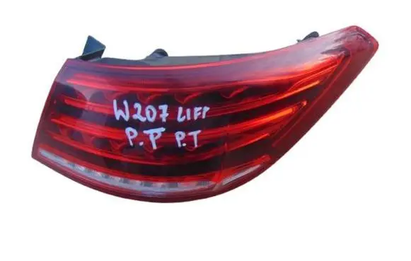 Mercedes-Benz E C207 W207 Rear/tail lights A2079063400