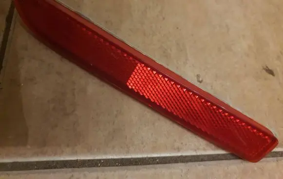 Tailgate rear/tail lights