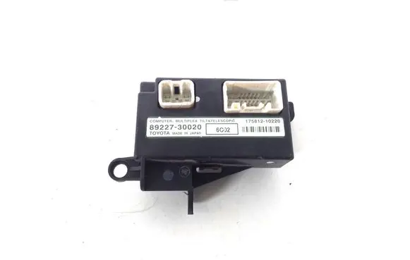 Lexus GS 300 350 430 450H Other relay 89227-30020