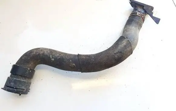 Opel Insignia A Engine coolant pipe/hose 55566104 129147374