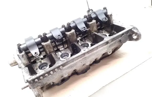 Volkswagen Golf IV Engine head 038103373C