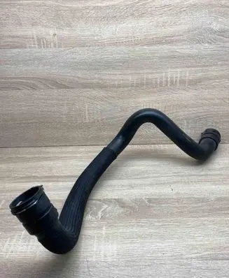 Volvo XC60 Engine coolant pipe/hose 8G918286CC