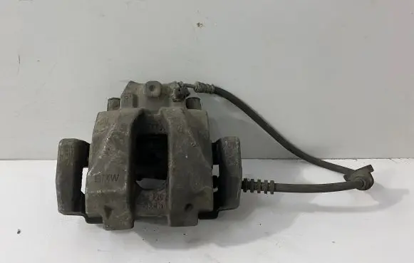 BMW X3 F25 Front brake caliper