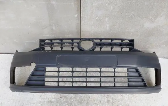 Volkswagen Caddy Front bumper 2K5807221 3076670