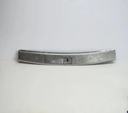 Volkswagen Touareg I Trunk/boot sill cover protection 7L6863459B