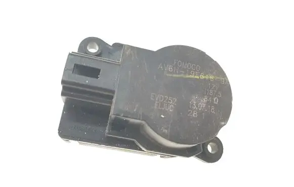 Ford Fusion II Air flap motor/actuator AV6N19E616BA