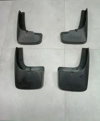 Jeep Cherokee IV KK Mudguards set 82210747
