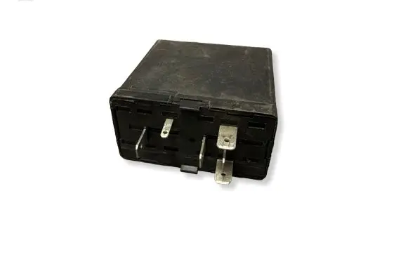 Audi A4 S4 B6 8E 8H Other relay 4A0907440 05020500