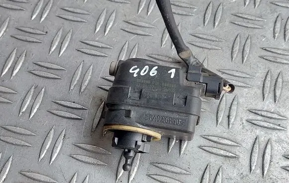 Peugeot 406 Headlight level adjustment motor 