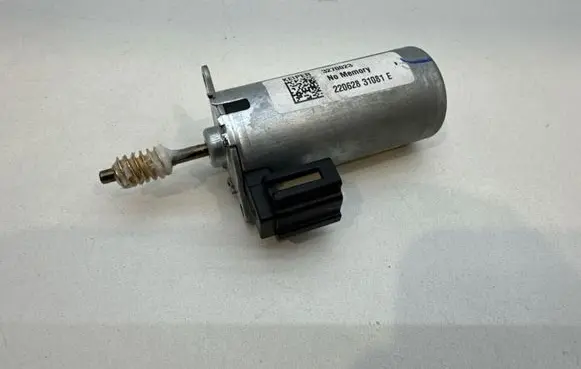 Polestar 2 Seat adjustment motor 22062831081E