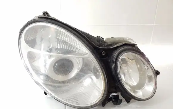 Mercedes-Benz E W211 Headlight/headlamp 5DV00829000 15436000