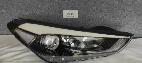 Hyundai Tucson TL Headlight/headlamp 92102-D7100