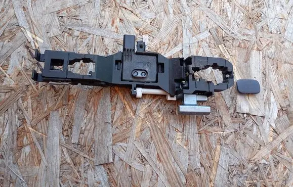 Renault Koleos I Front door exterior handle/bracket 80610JY00 AV50487001