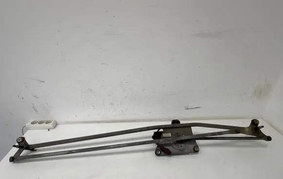 Citroen Xsara Picasso Front wiper linkage and motor 3397020704