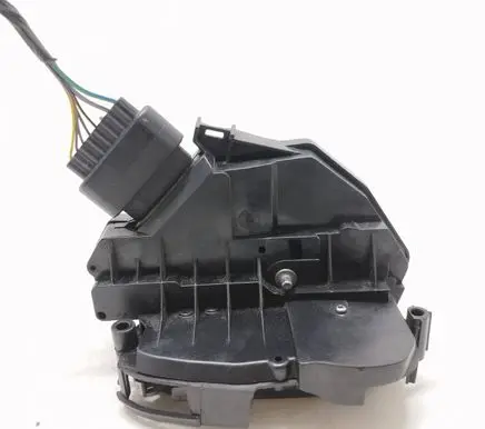 Ford Fiesta Front door lock 8A6AA21813AF 40534133