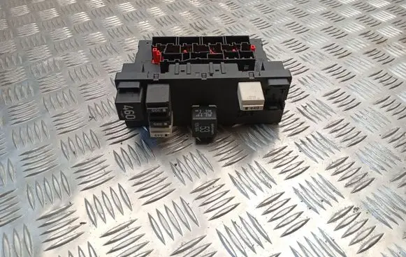 Audi A3 S3 8P Comfort/convenience module 8P0907279A F005V00219 H30S0501