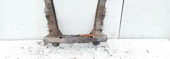 Renault Clio II Front subframe