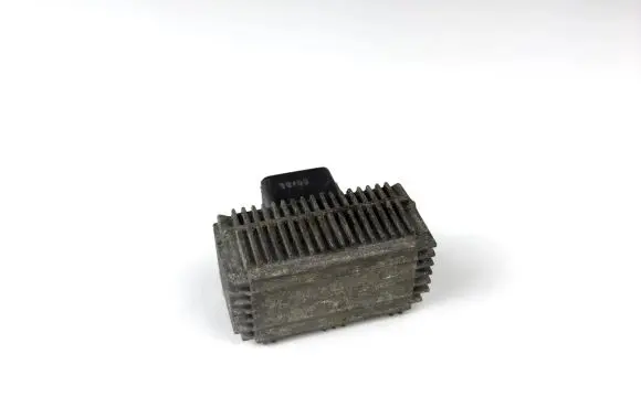 Opel Signum Glow plug pre-heat relay 09132691 51299008