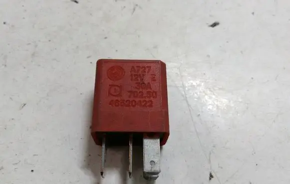 Fiat Punto (188) Other relay 46520422