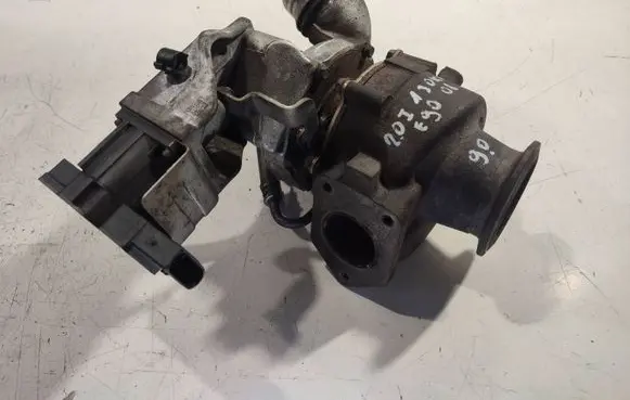 BMW 3 E90 E91 Turbo 13519651 K006TB0172