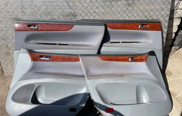 Toyota Avensis Verso Front door card panel trim
