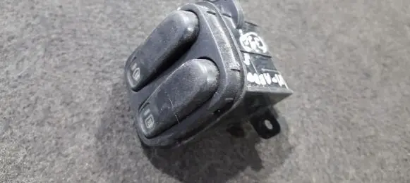 Mazda Xedos 6 Windscreen/window heater switch