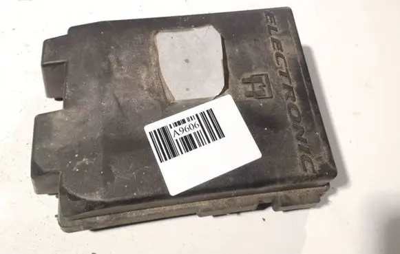 Citroen Berlingo Fuse box cover 