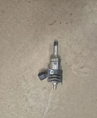 Toyota Corolla E210 E21 Fuel injector 2325024010