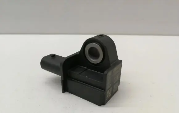 Volkswagen Golf VII Airbag deployment crash/impact sensor 5Q0959651