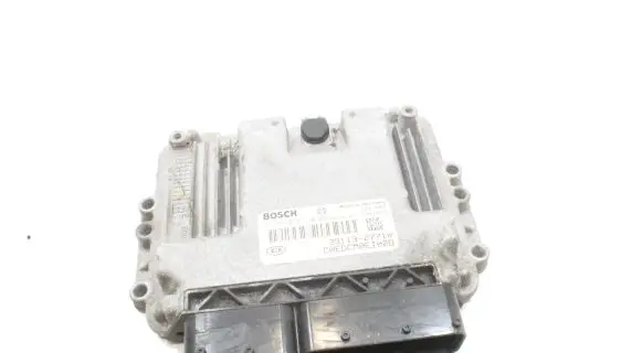 KIA Ceed Engine control unit/module 3911327710 0281013570