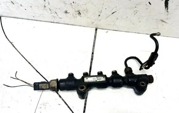 Fuel main line pipe