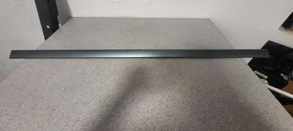 BMW 5 E39 Front door trim (molding) 7004023