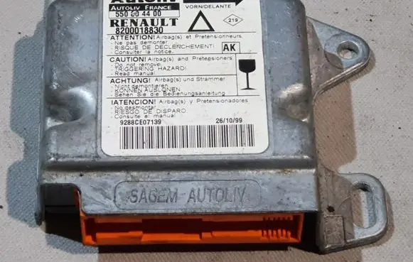 Renault Laguna I Airbag control unit/module 550804400