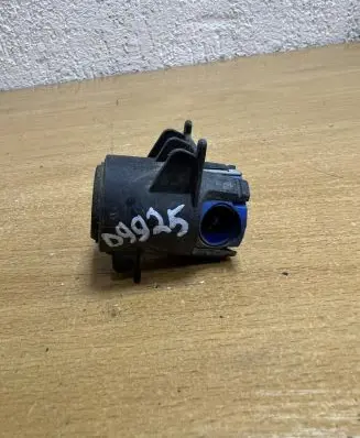 Mercedes-Benz S W220 Parking PDC sensor A22208850067 D9925