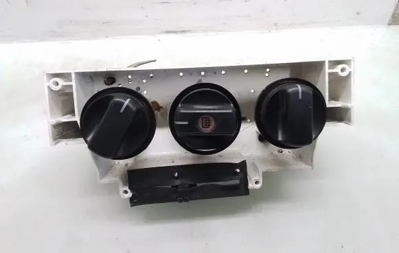 Opel Agila A Climate control unit