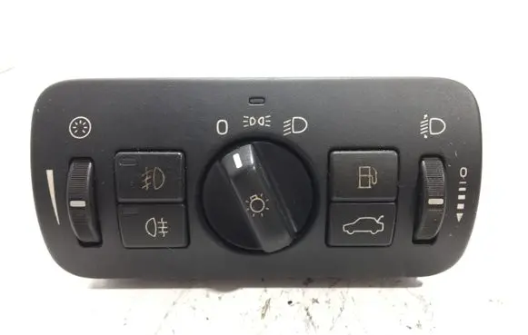 Volvo XC70 Light module LCM 30739415
