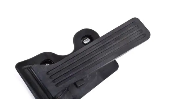 Mazda 3 II Accelerator throttle pedal GHP941600C